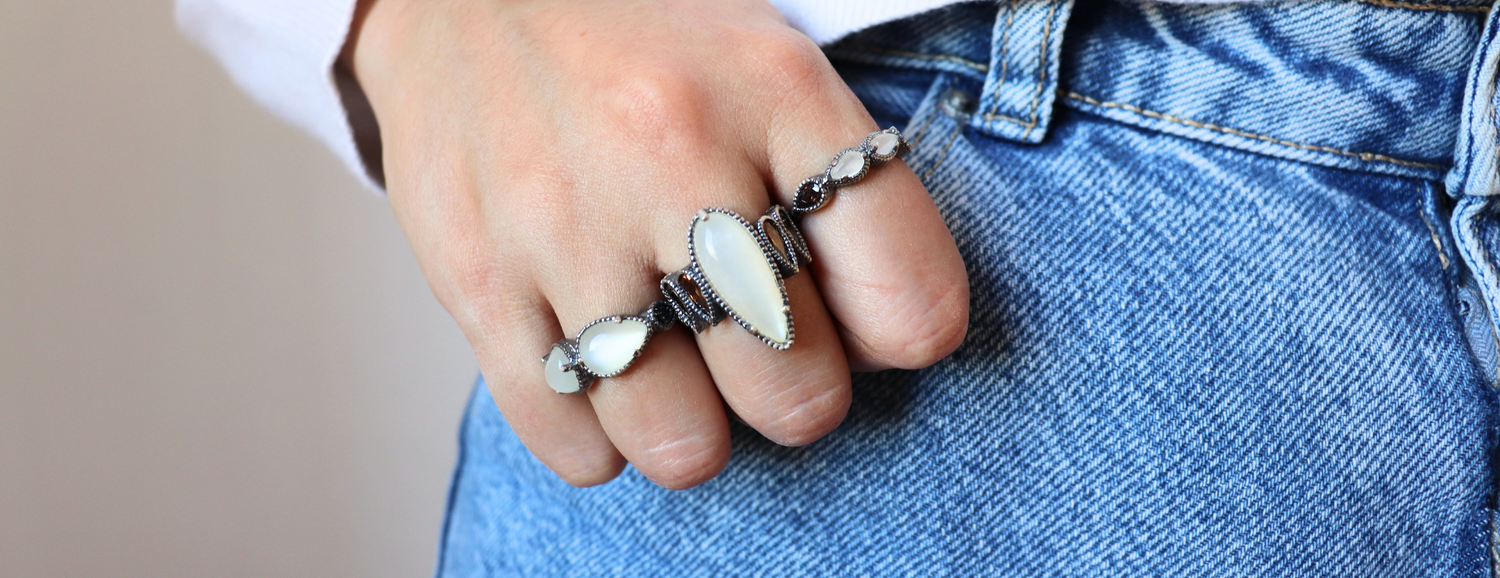 JOYAS IMPRESCINDIBLES PARA BODAS DE VERANO: ELEGANCIA Y ESTILO CON RAIVE