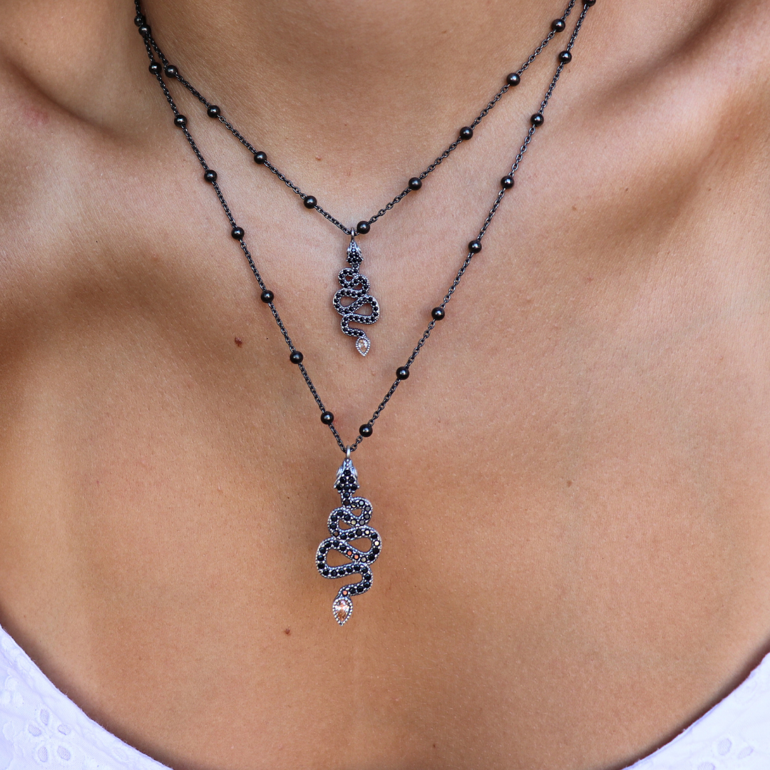 Colgante plata mediano serpiente zigzag