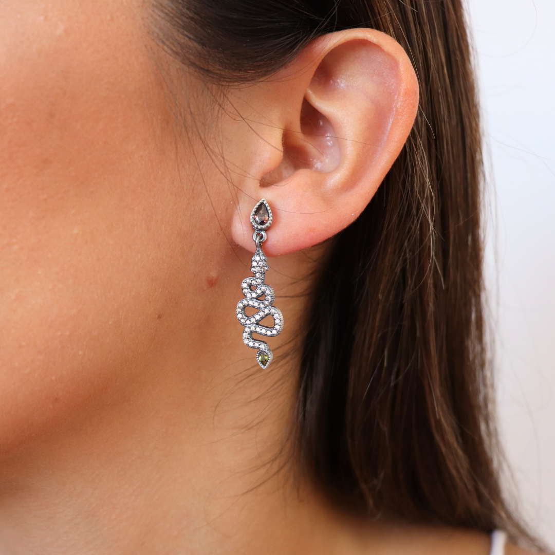 Pendientes plata pequeño serpiente zigzag