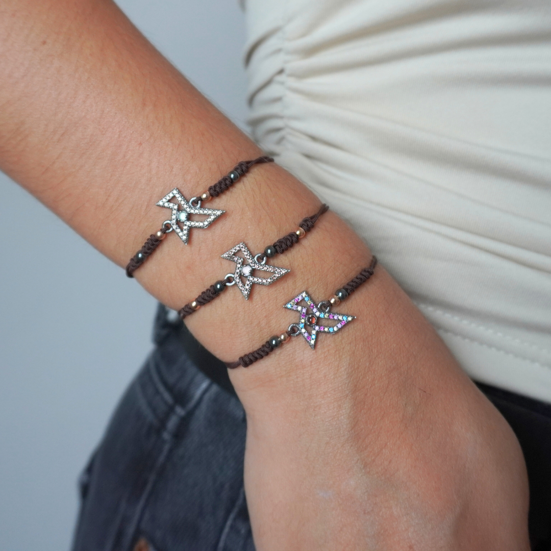 Pulsera Macramé Pajarita Plata Pequeña