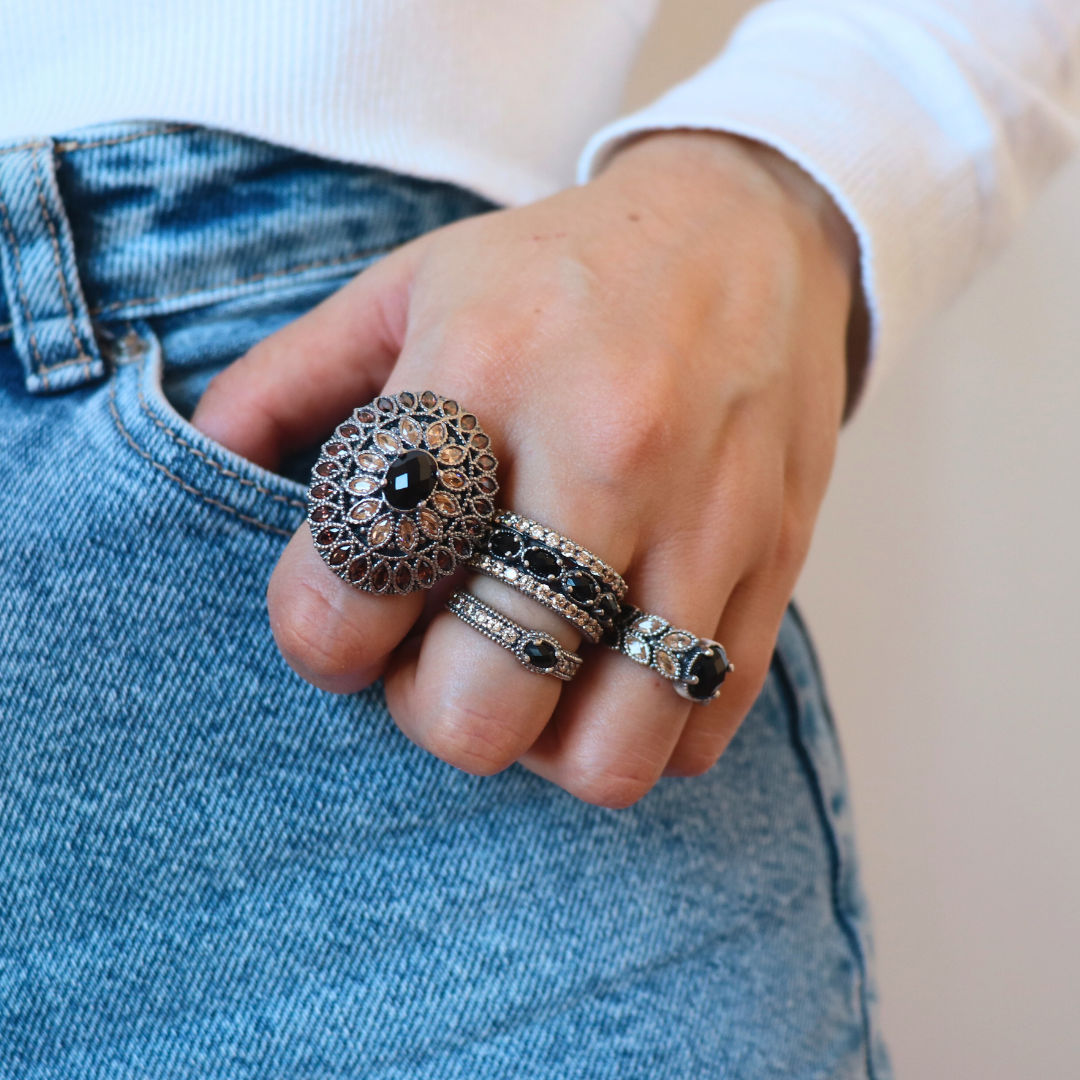 Anillo plata elegante mediano