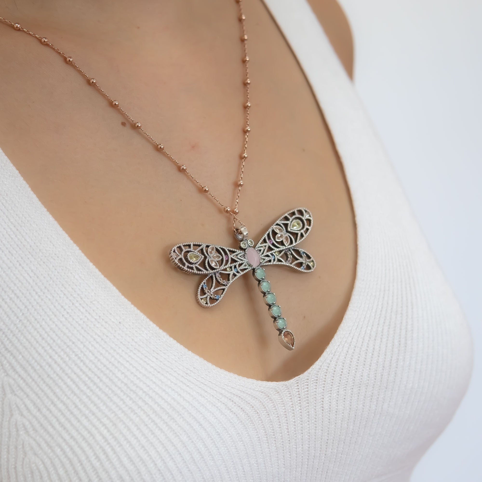 Colgante plata libélula