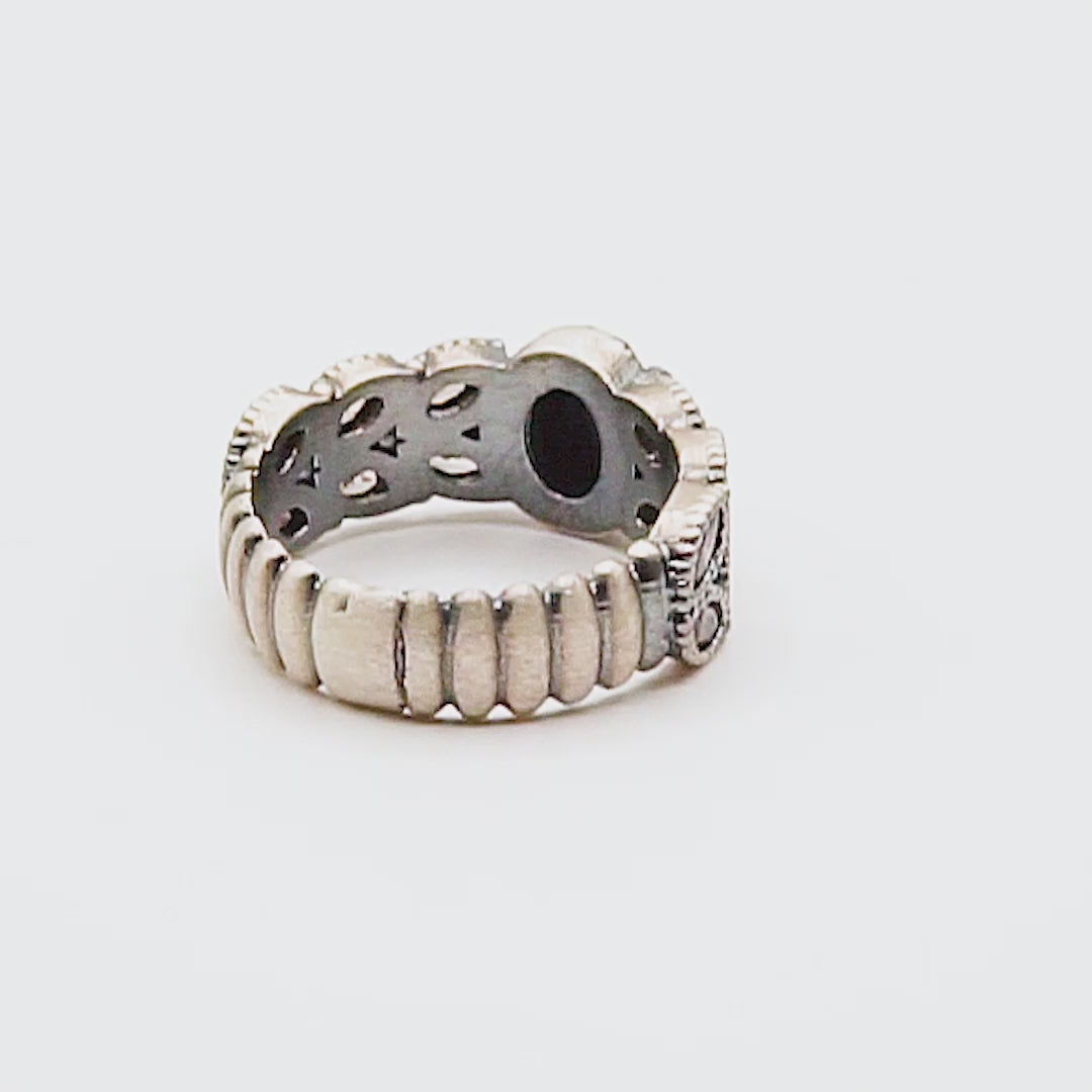 Anillo plata elegante mediano
