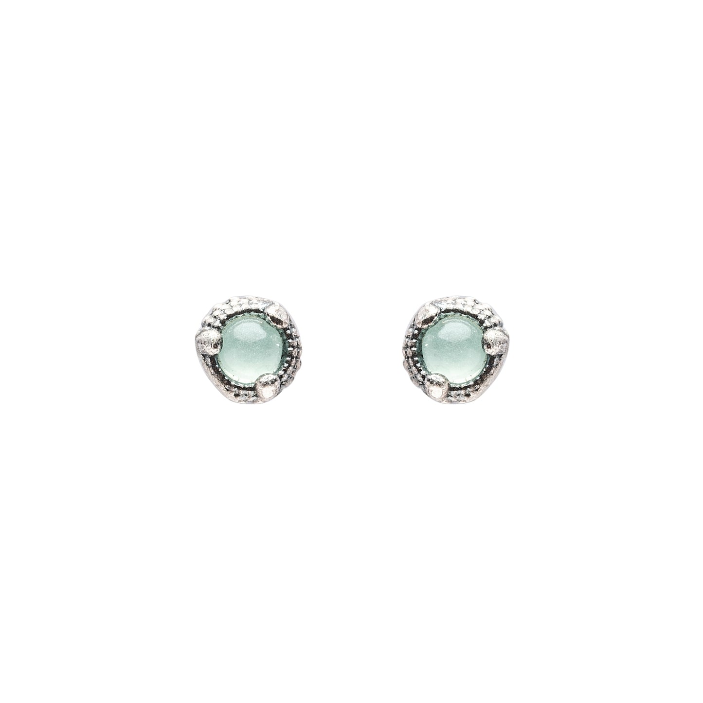 P883 PENDIENTES BOTÓN MINI PLATA CALCEDONIA