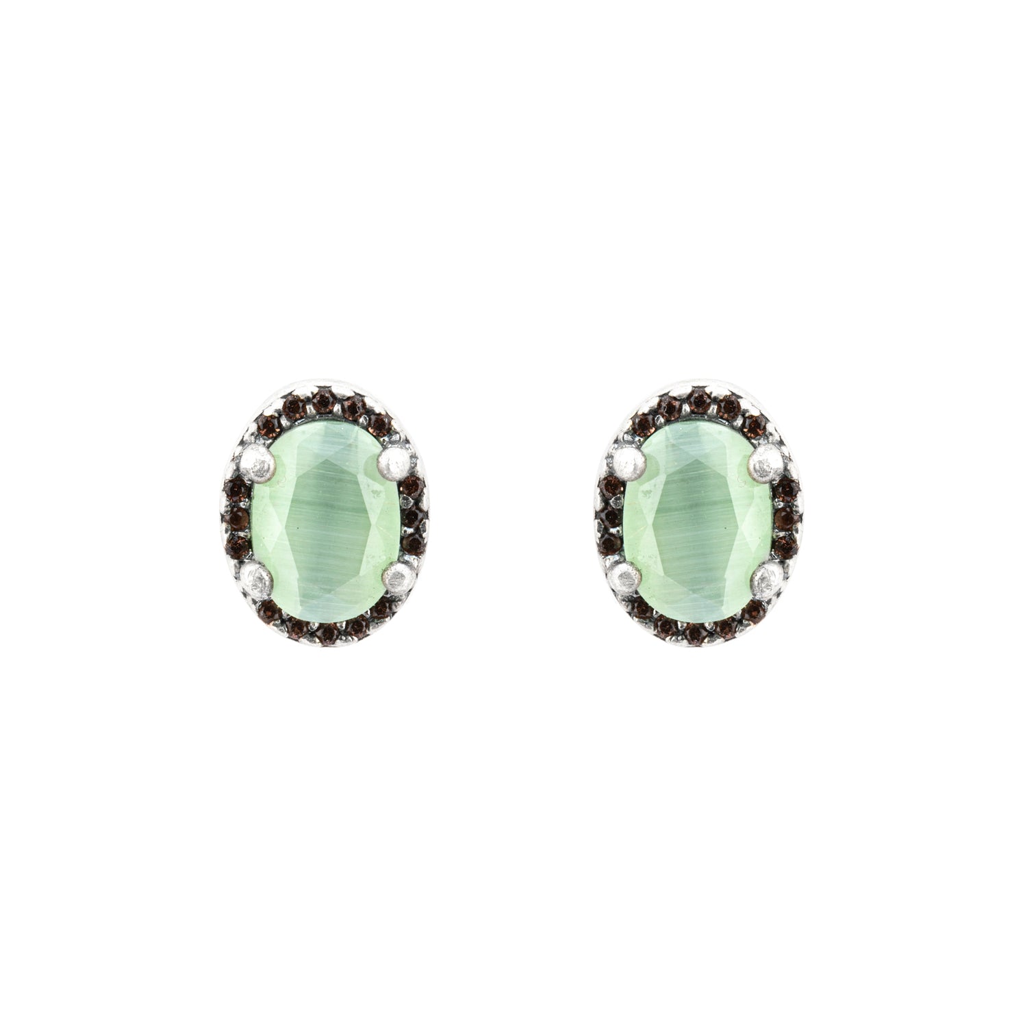 Pendientes botón de plata ojo de gato verde