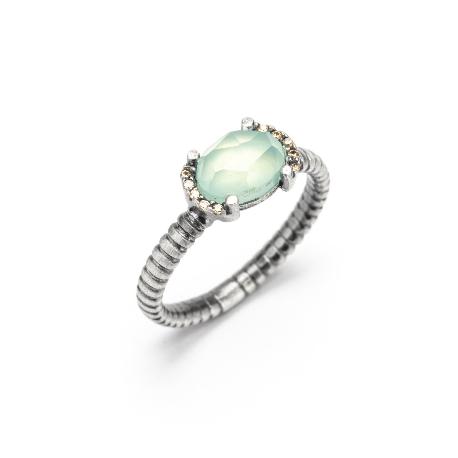 anillo pequeño plata calcedonia circos cava