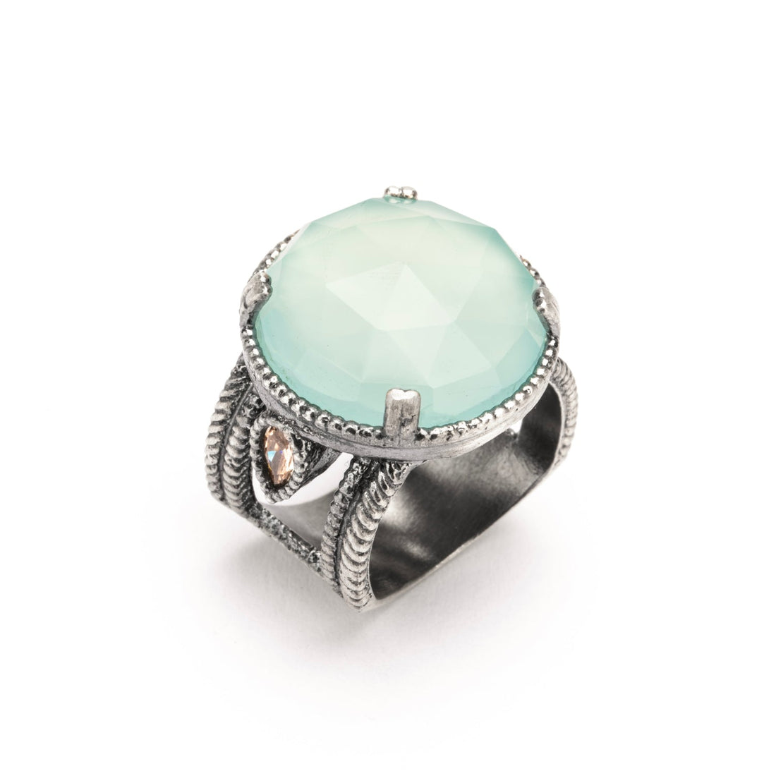 anillo grande plata calcedonia redonda