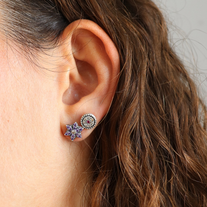 Pendientes Plata Botón Flor Mini Circonitas Frida