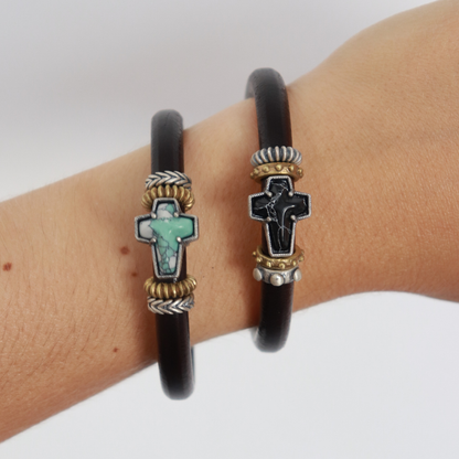 Pulsera Cruz Cuero Plata y Bronce