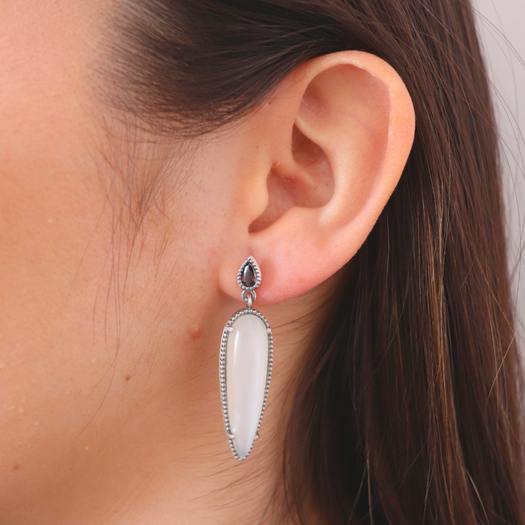P1115 PENDIENTES PLATA, PIEDRA LUNA CABUJÓN, CIRCONITA BROWN