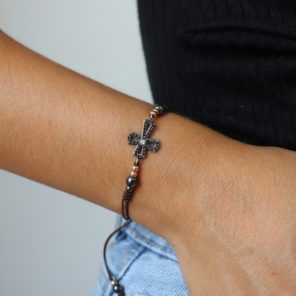 Pulsera Plata Macramé Cruz