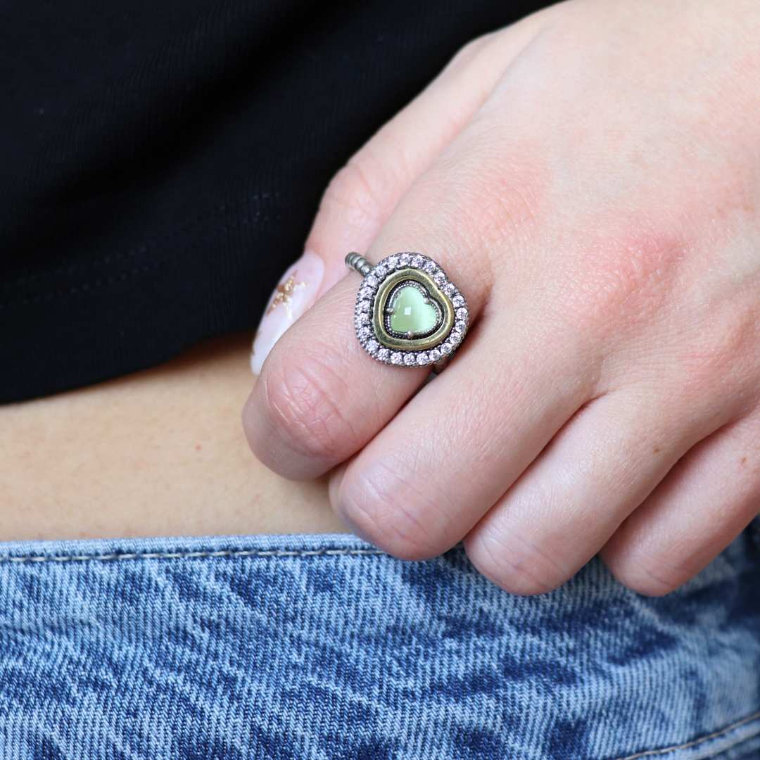 Anillo Plata Corazón Ojo de Gato Verde