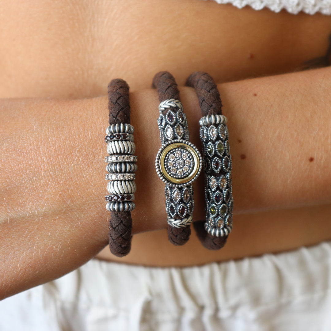 Pulsera Cuero Plata Aros Circonitas