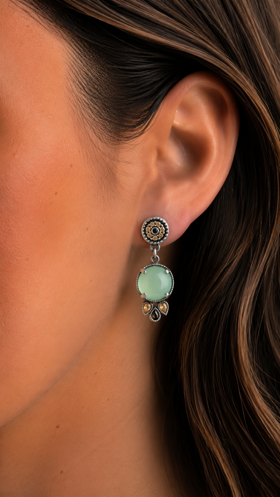 Silver chalcedony earrings, 3 drops cava brown