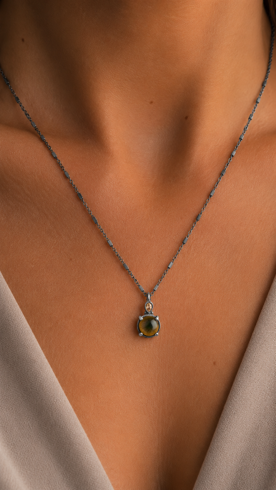 Small silver Shiva pendant and cava drop