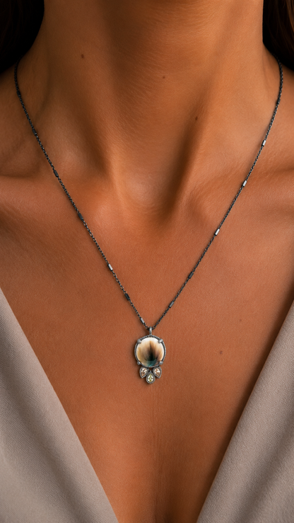 Shiva silver pendant, 3 champagne and green cubic zirconia drops