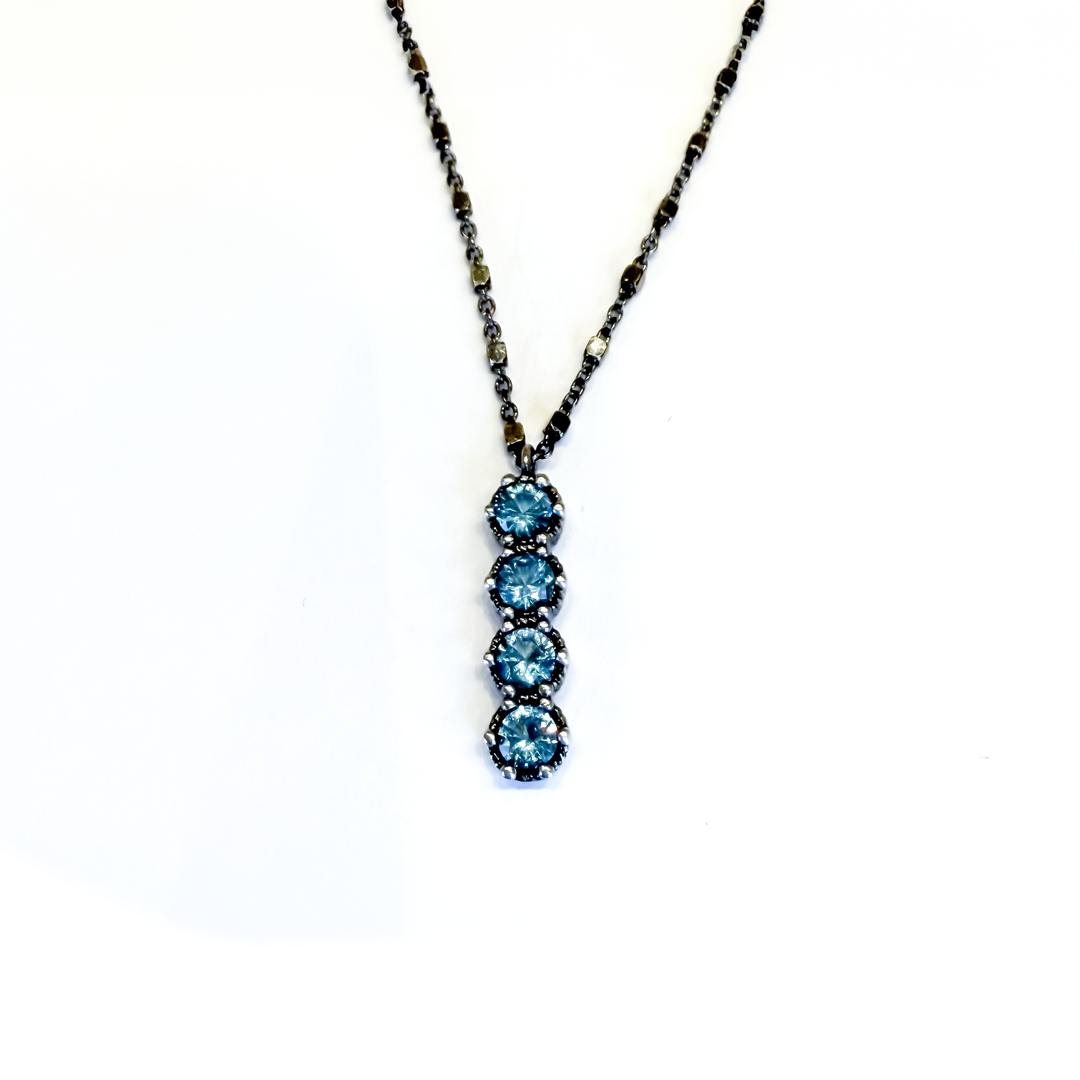Topaz silver pendant
