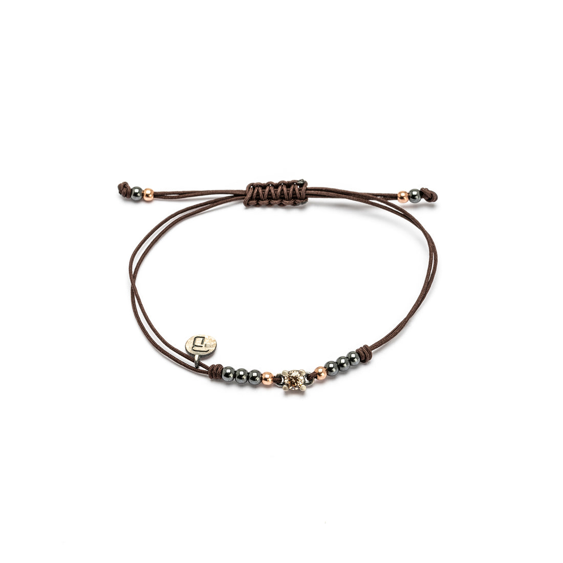 MA-477 PULSERA MACRAMÉ PLATA GRAPAS CIRCONITA CAVA, HEMATITES