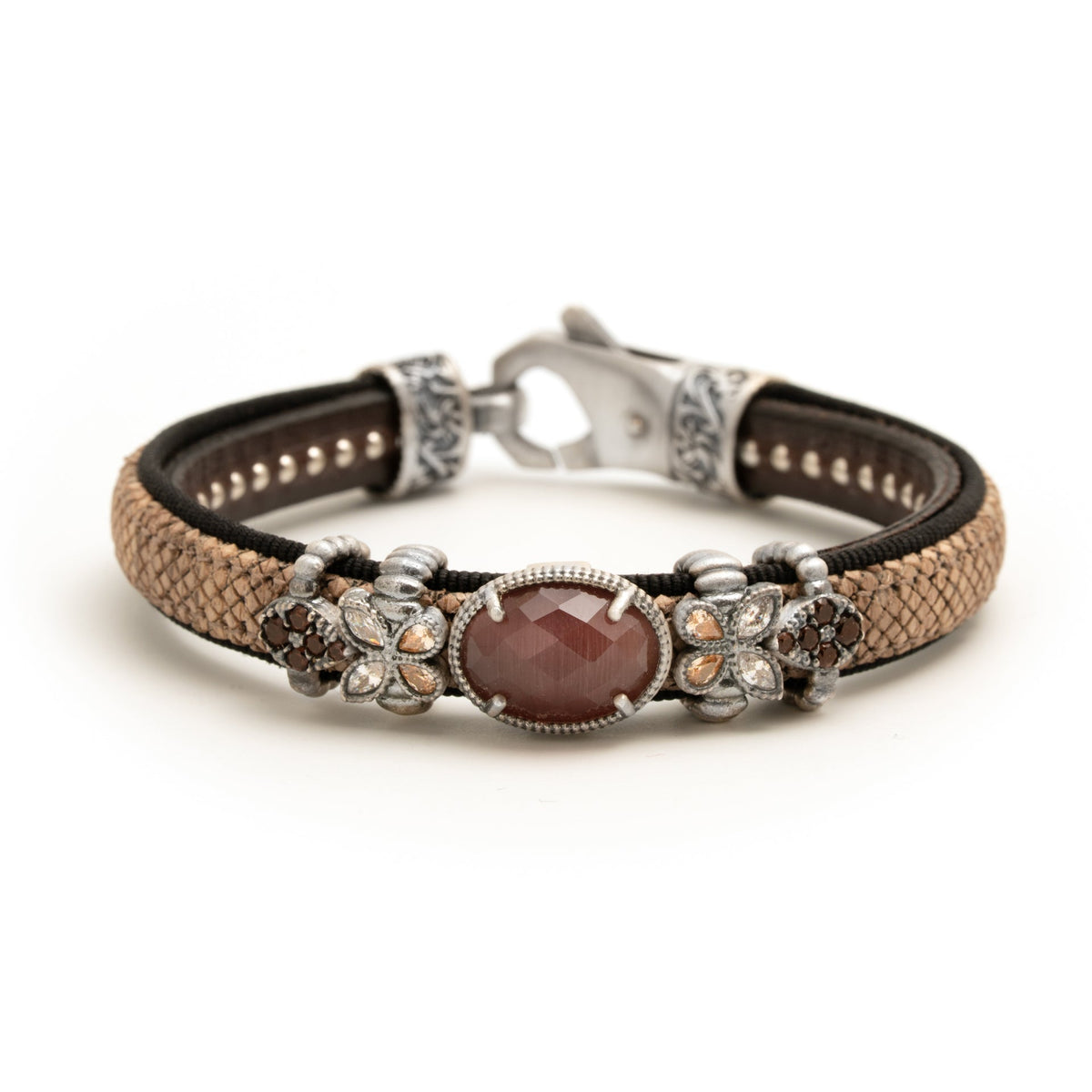 Pulsera de plata y cuero