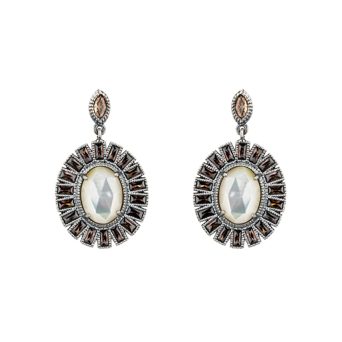 P1093 PENDIENTES LARGOS PLATA, NÁCAR FACETADO, BAGUETTES CIRCONITAS BROWN