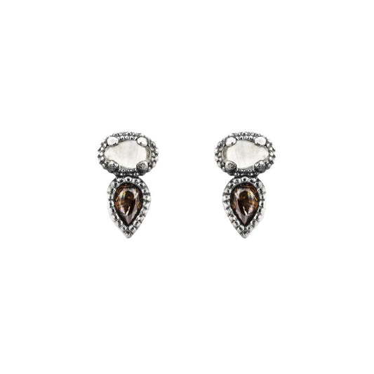 P590 PENDIENTES BOTON PLATA OJO DE GATO BLANCO Y CIRCONITA BROWN.